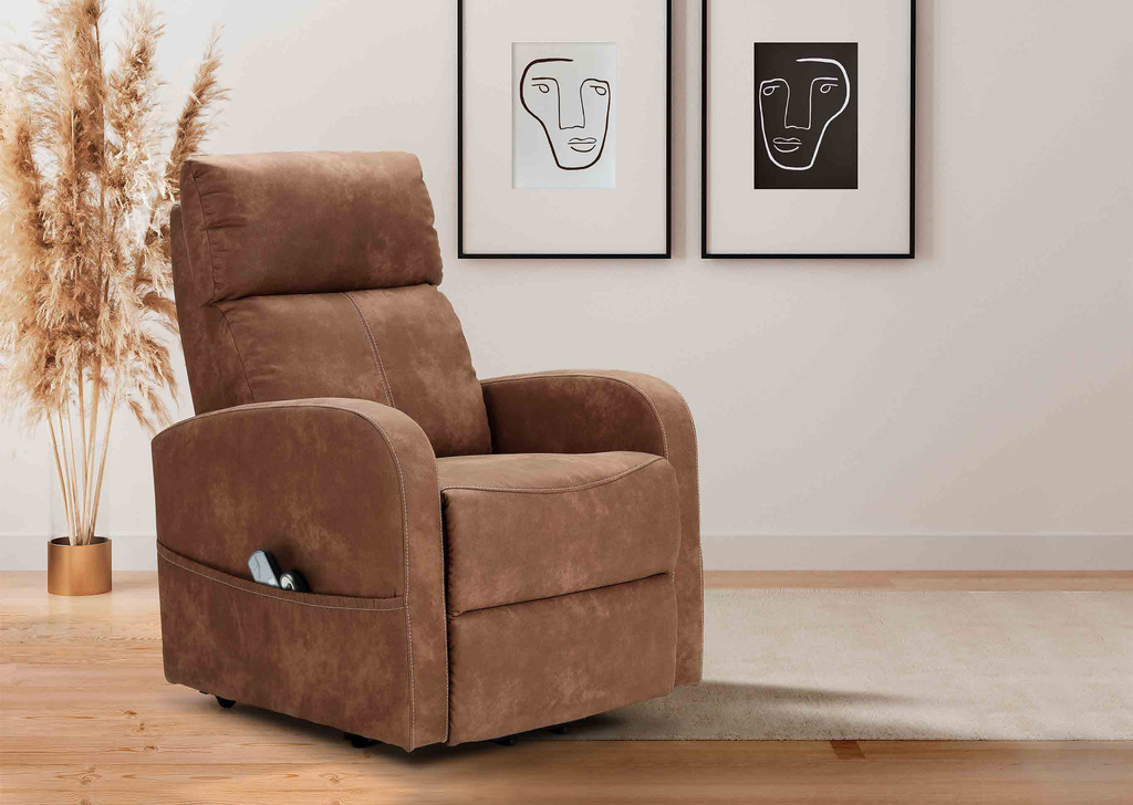Sillón New President marrón en un ambiente de salón